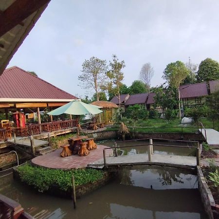 Brown House Resort 芹苴 外观 照片