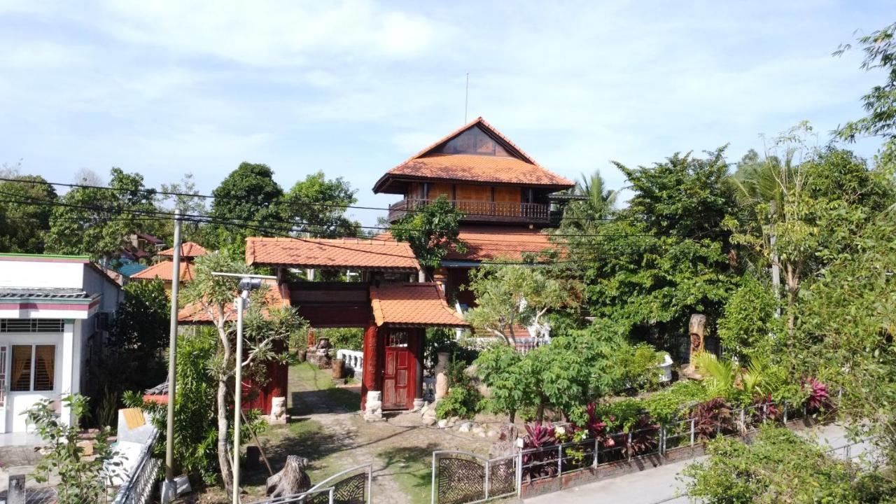 Brown House Resort 芹苴 外观 照片
