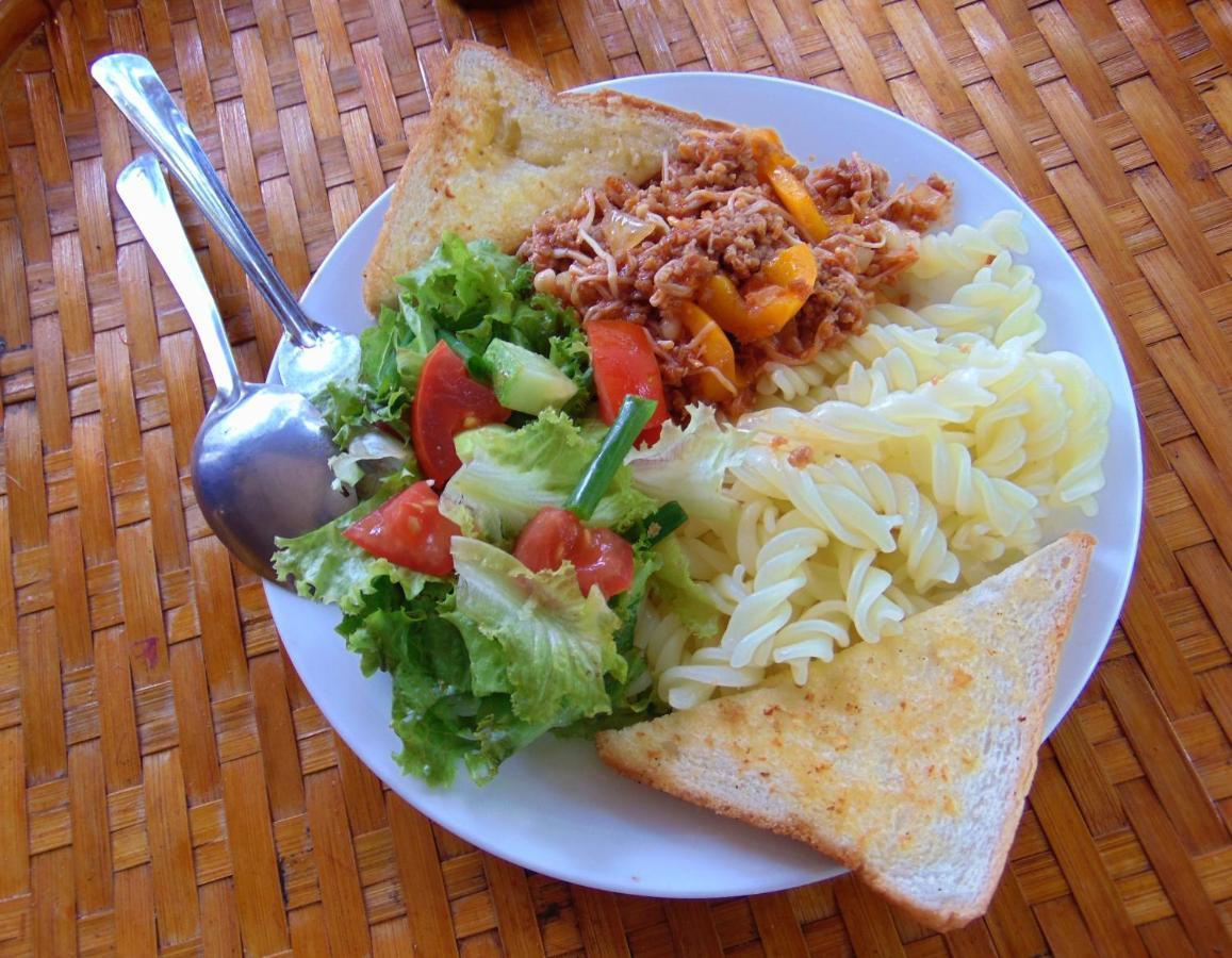 Brown House Resort 芹苴 外观 照片
