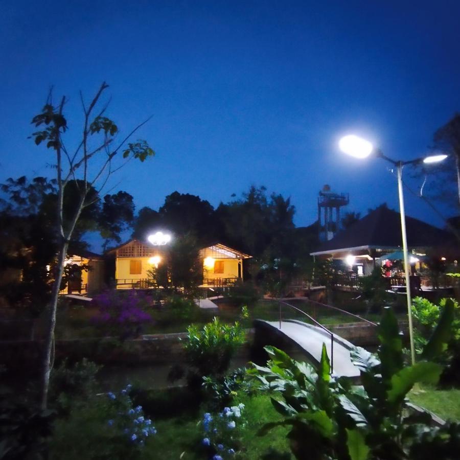 Brown House Resort 芹苴 外观 照片