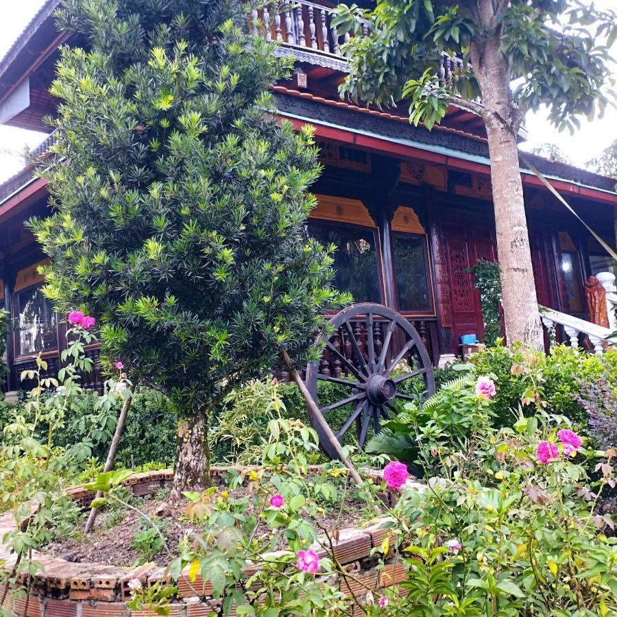 Brown House Resort 芹苴 外观 照片