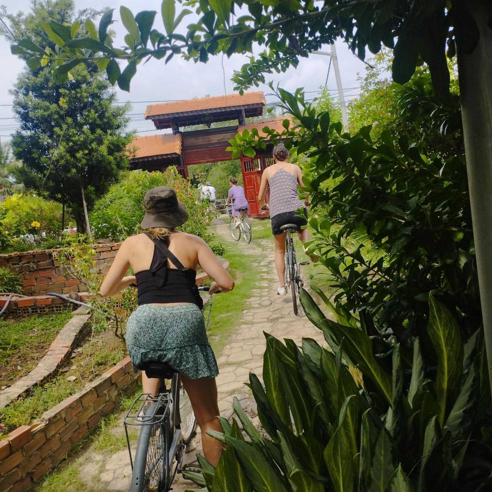 Brown House Resort 芹苴 外观 照片